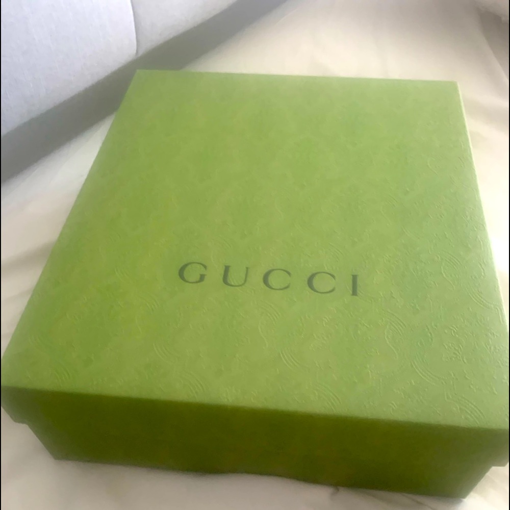 Gucci boots box